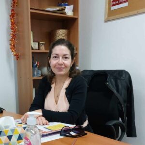Класна стая учител по английски език американски колеж в София уроци по английски език simka stefanova